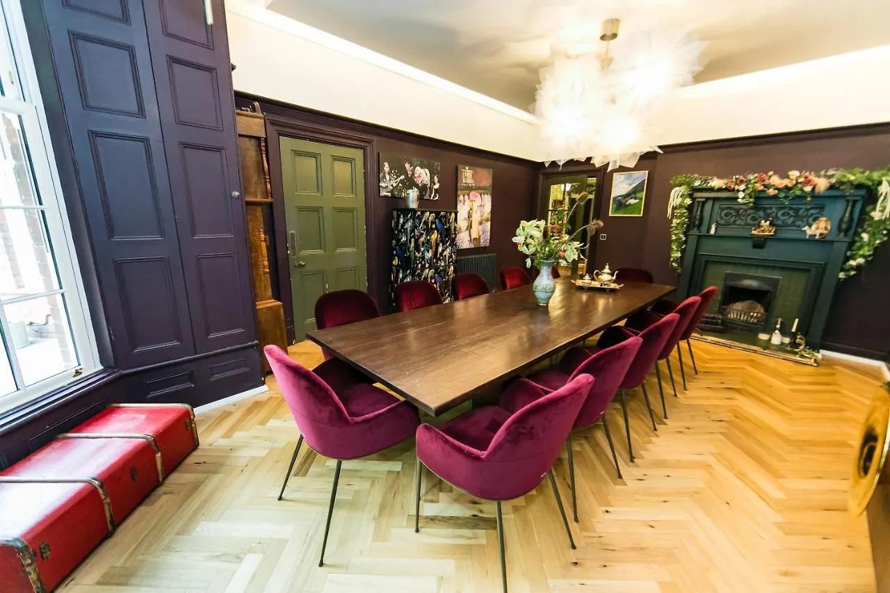 The West Wing At Hillthorpe Manor With Gardens & Private Hot Tub Villa East Hardwick