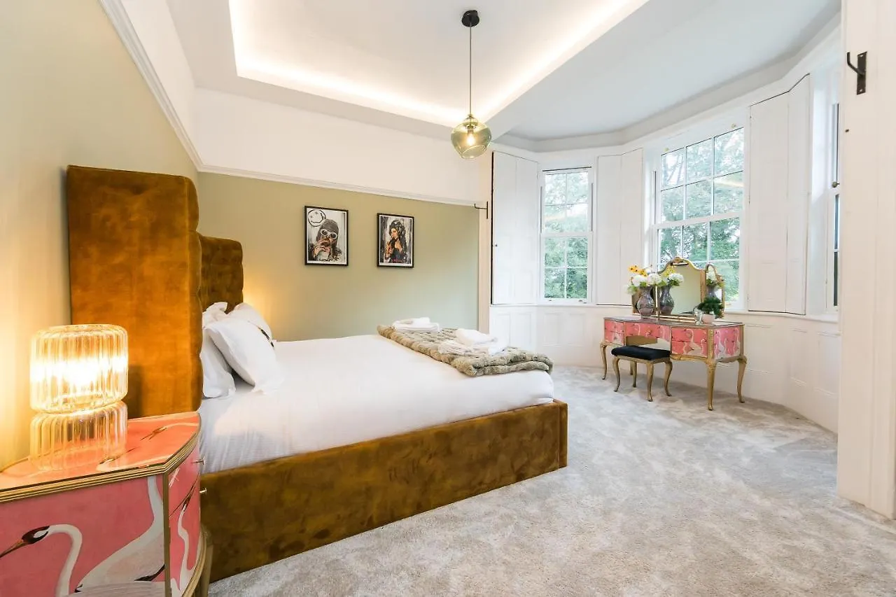 The West Wing At Hillthorpe Manor With Gardens & Private Hot Tub Villa East Hardwick