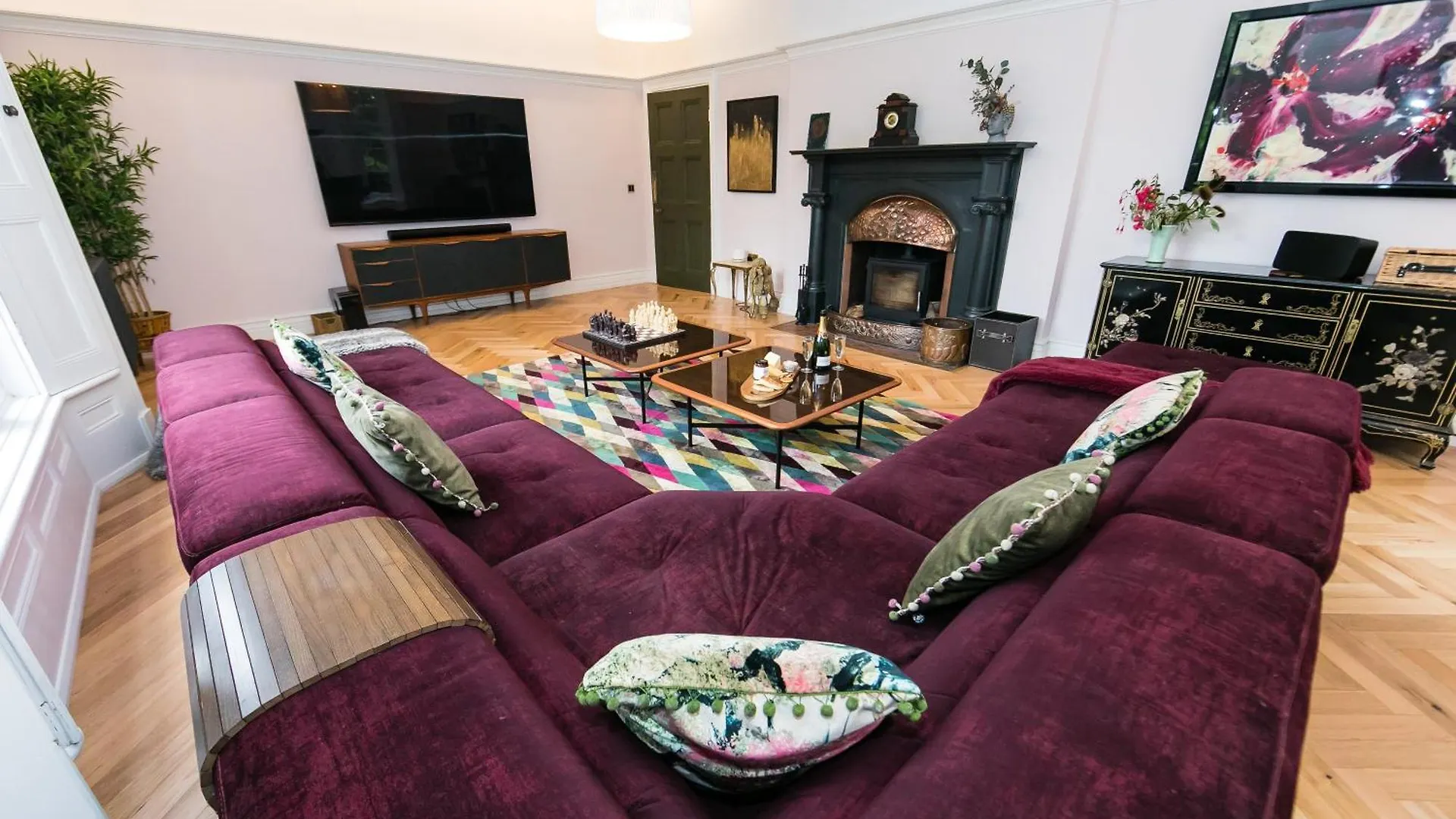 The West Wing At Hillthorpe Manor With Gardens & Private Hot Tub Villa East Hardwick 0*,  United Kingdom